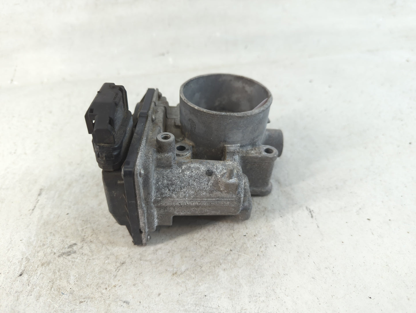 2014-2018 Mazda 3 Throttle Body P/N:C1536 5B17 Fits Fits 2014 2015 2016 2017 2018 OEM Used Auto Parts - Oemusedautoparts1.co