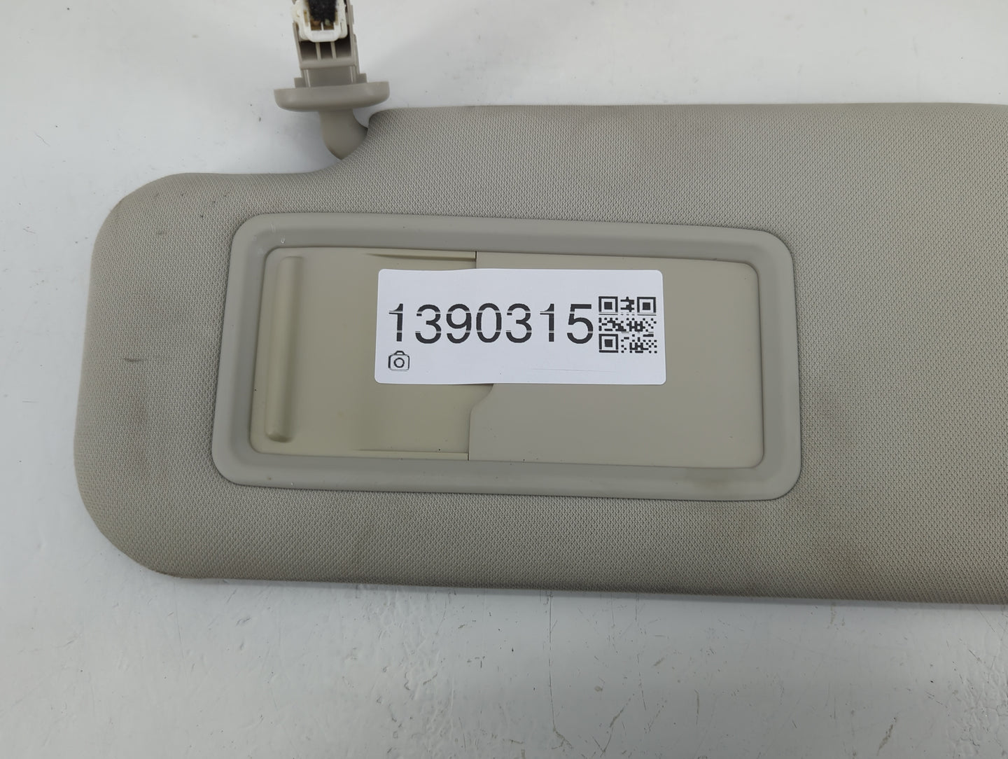 2018-2019 Mazda 6 Sun Visor Shade Replacement Driver Left Mirror Fits Fits 2018 2019 OEM Used Auto Parts - Oemusedautoparts1