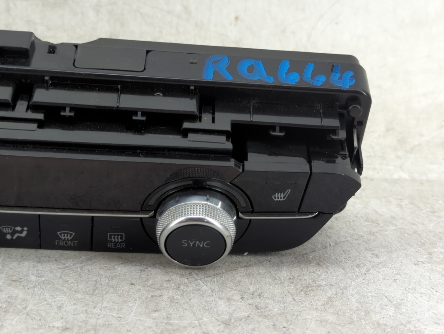 2018-2021 Mazda 6 Climate Control Module Temperature AC/Heater Replacement Fits Fits 2018 2019 2020 2021 OEM Used Auto Parts