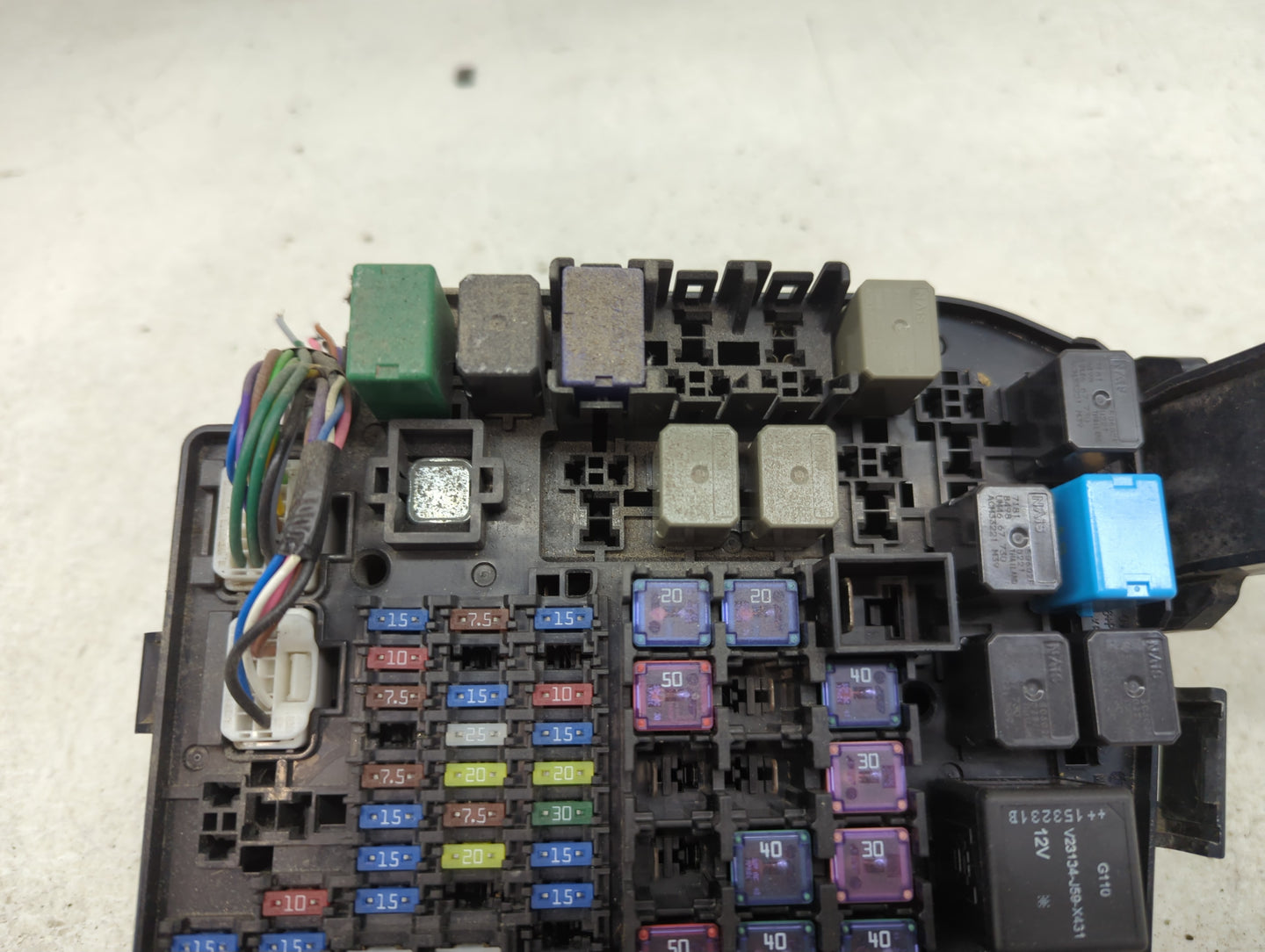 2016-2022 Mazda Cx-3 Fusebox Fuse Box Panel Relay Module P/N:D09W-66767 Fits Fits 2016 2017 2018 2019 2020 2021 2022 OEM Use