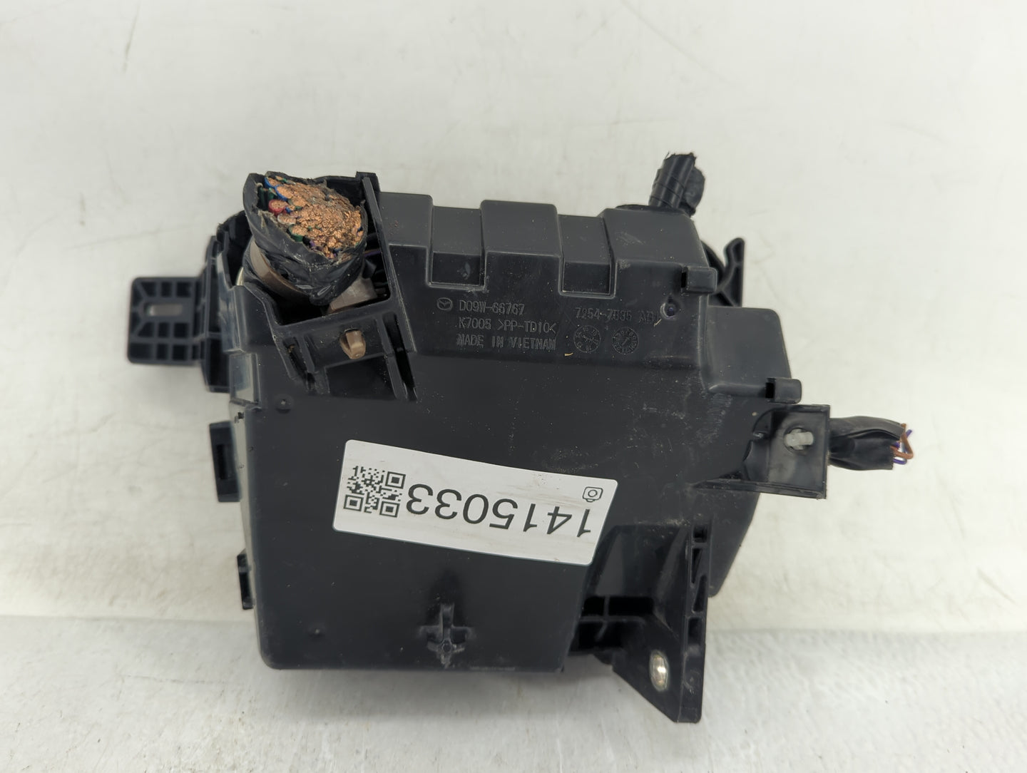 2016-2022 Mazda Cx-3 Fusebox Fuse Box Panel Relay Module Fits Fits 2016 2017 2018 2019 2020 2021 2022 OEM Used Auto Parts - 