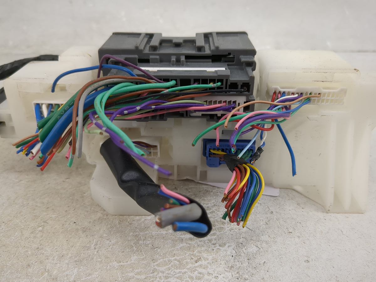 2018-2022 Mazda Cx-3 Body Control Module Bcm D09w-k7005 - Oemusedautoparts1.com