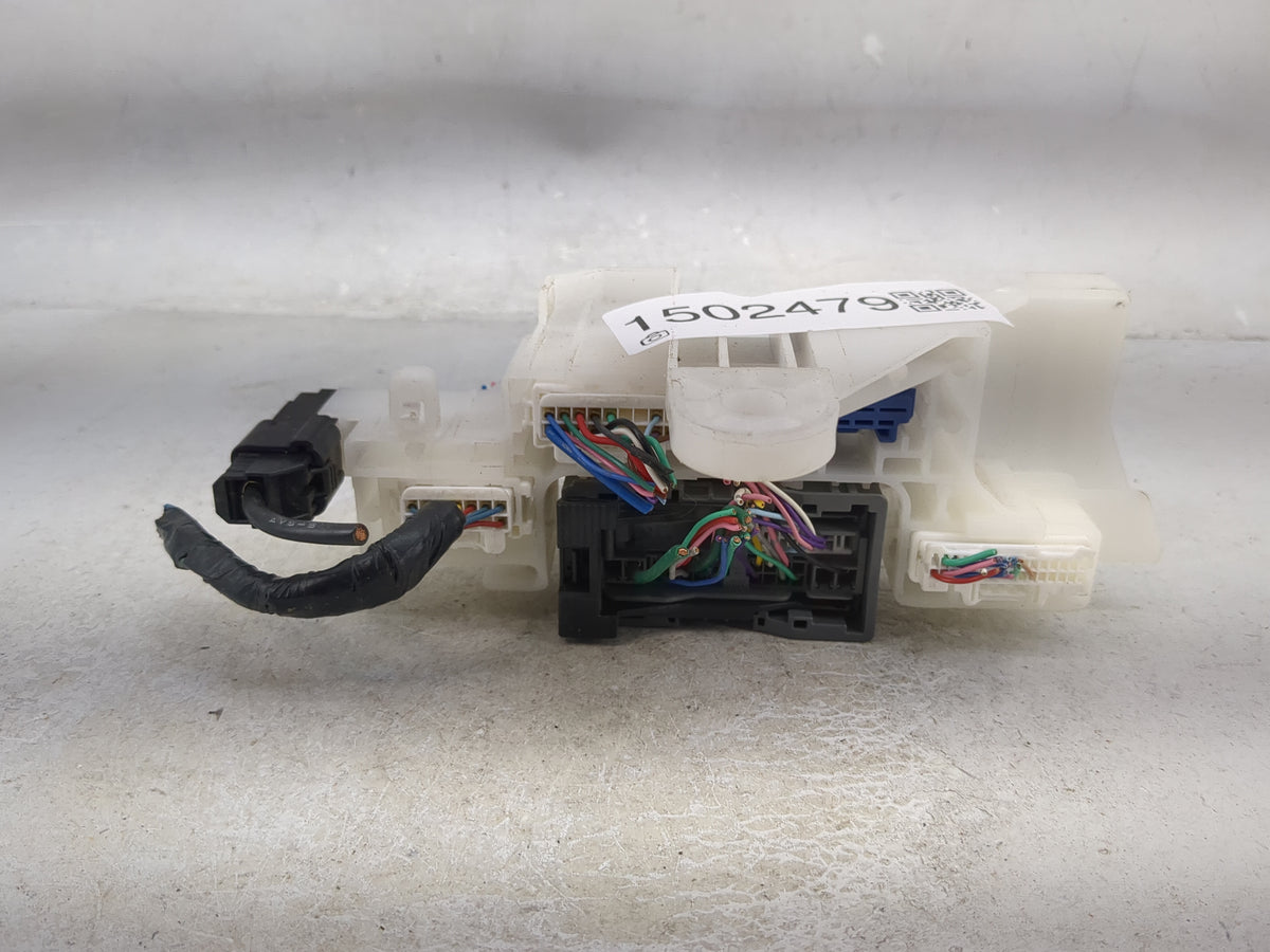 2018-2022 Mazda Cx-3 Body Control Module Bcm D09w-k7005 - Oemusedautoparts1.com