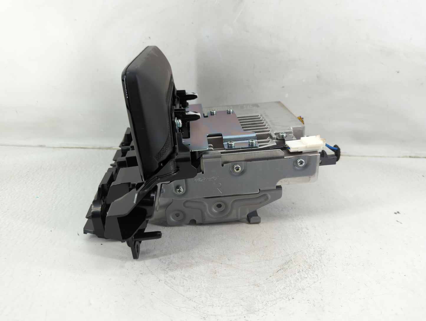 2017-2018 Mazda Cx-5 Radio AM FM Cd Player Receiver Replacement P/N:KB7W 66 9C0 D Fits Fits 2017 2018 OEM Used Auto Parts - 