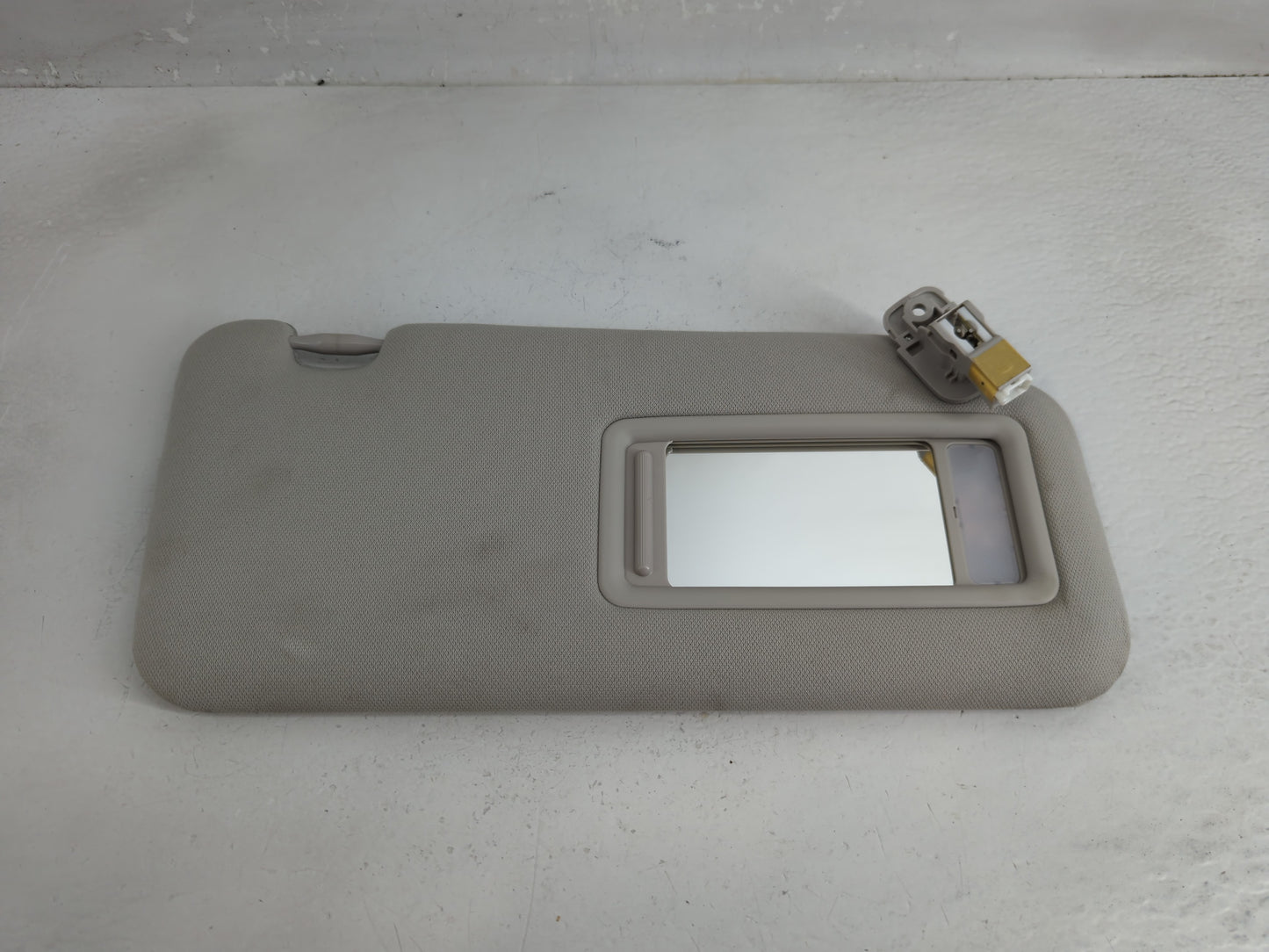 2017-2020 Mazda Cx-5 Sun Visor Shade Replacement Passenger Right Mirror Fits Fits 2017 2018 2019 2020 OEM Used Auto Parts - 