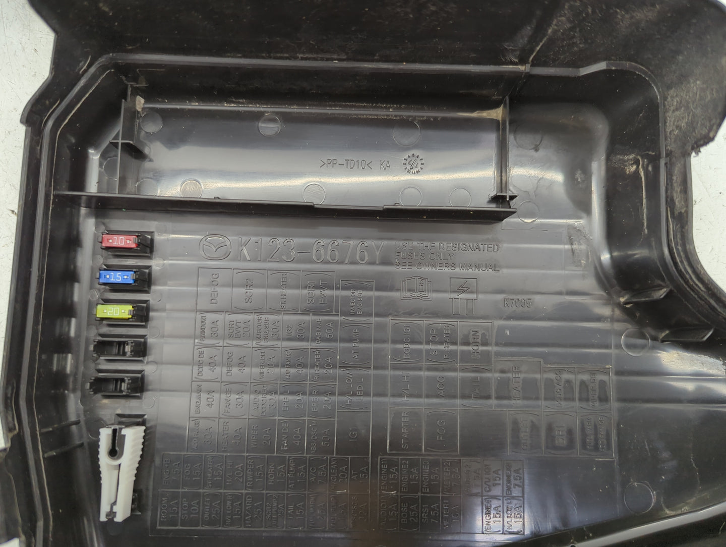 2013-2022 Mazda Cx-5 Fusebox Fuse Box Panel Relay Module P/N:K123-6676Y Fits OEM Used Auto Parts - Oemusedautoparts1.com