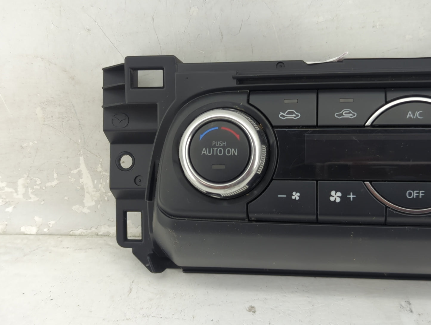 2017-2018 Mazda Cx-5 Climate Control Module Temperature AC/Heater Replacement P/N:KL2J619107L20 Fits Fits 2017 2018 OEM Used