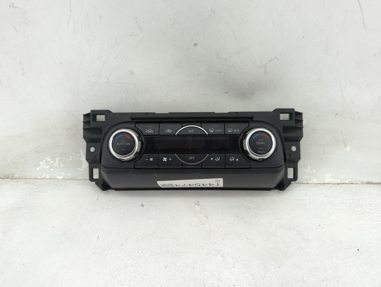 2018 Mazda Cx-5 Climate Control Module Temperature AC/Heater Replacement P/N:KL2J61190 KL2J611908C12 Fits OEM Used Auto Part
