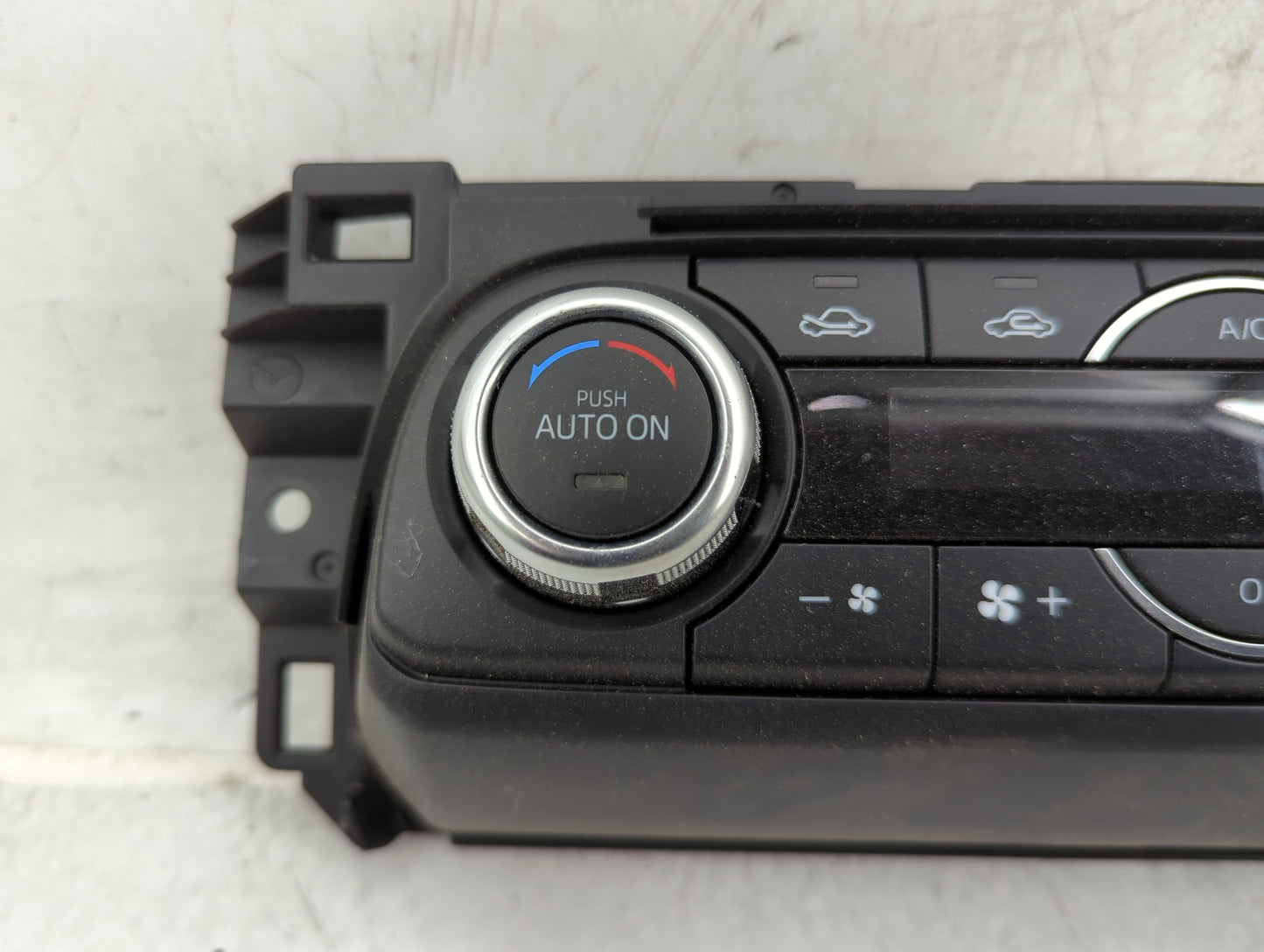 2018 Mazda Cx-5 Climate Control Module Temperature AC/Heater Replacement P/N:KL2J61190 KL2J611908F15 Fits OEM Used Auto Part