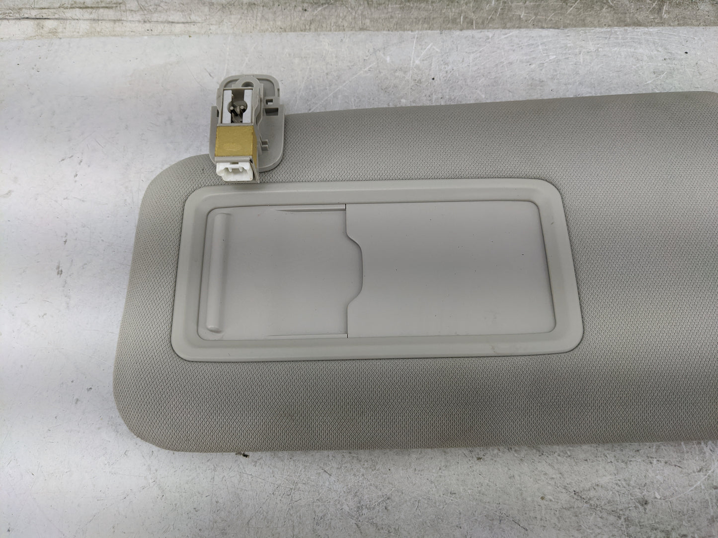 2017-2020 Mazda Cx-5 Sun Visor Shade Replacement Driver Left Mirror Fits Fits 2017 2018 2019 2020 OEM Used Auto Parts - Oemu