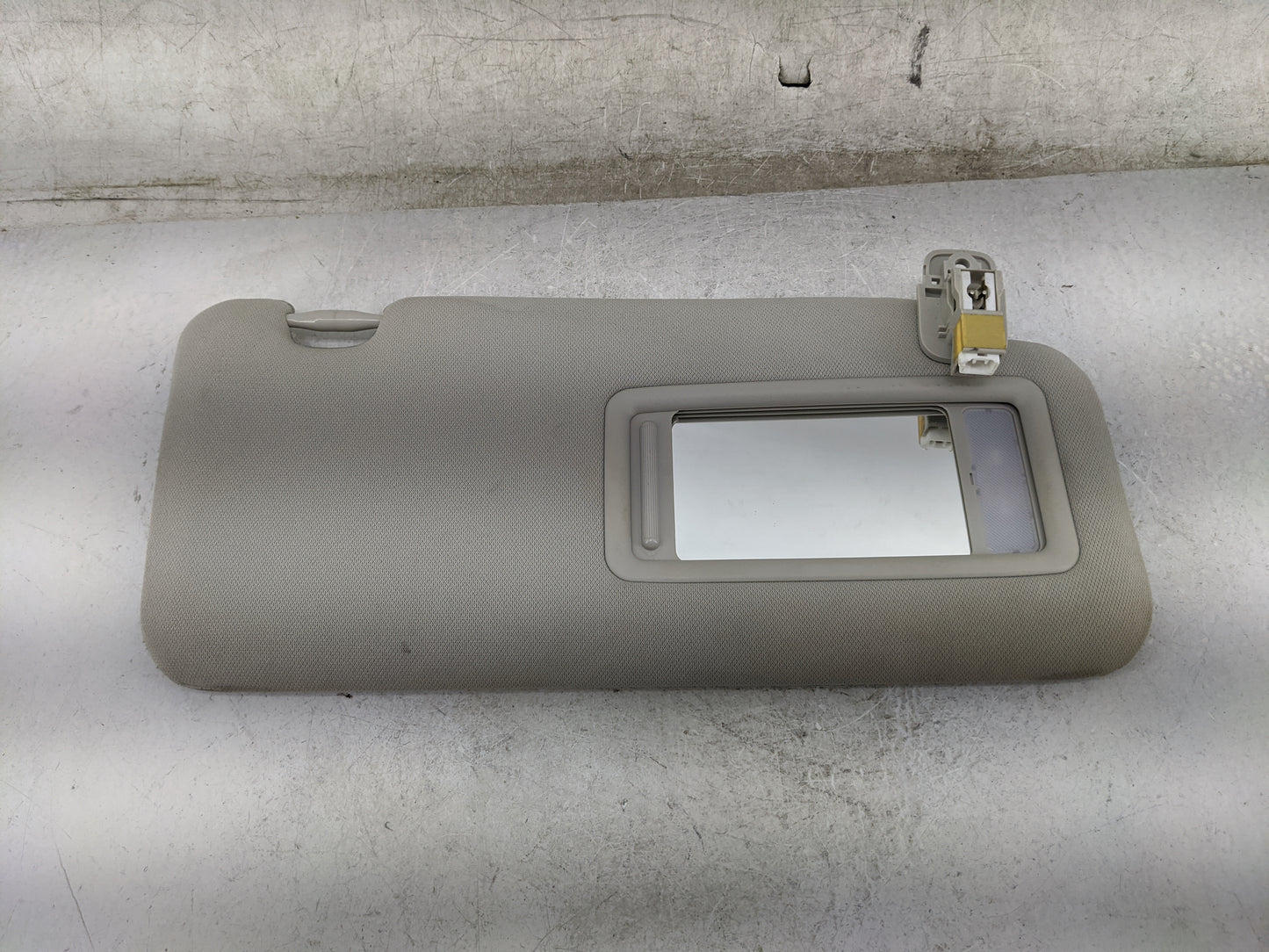 2017-2020 Mazda Cx-5 Sun Visor Shade Replacement Passenger Right Mirror Fits Fits 2017 2018 2019 2020 OEM Used Auto Parts - 