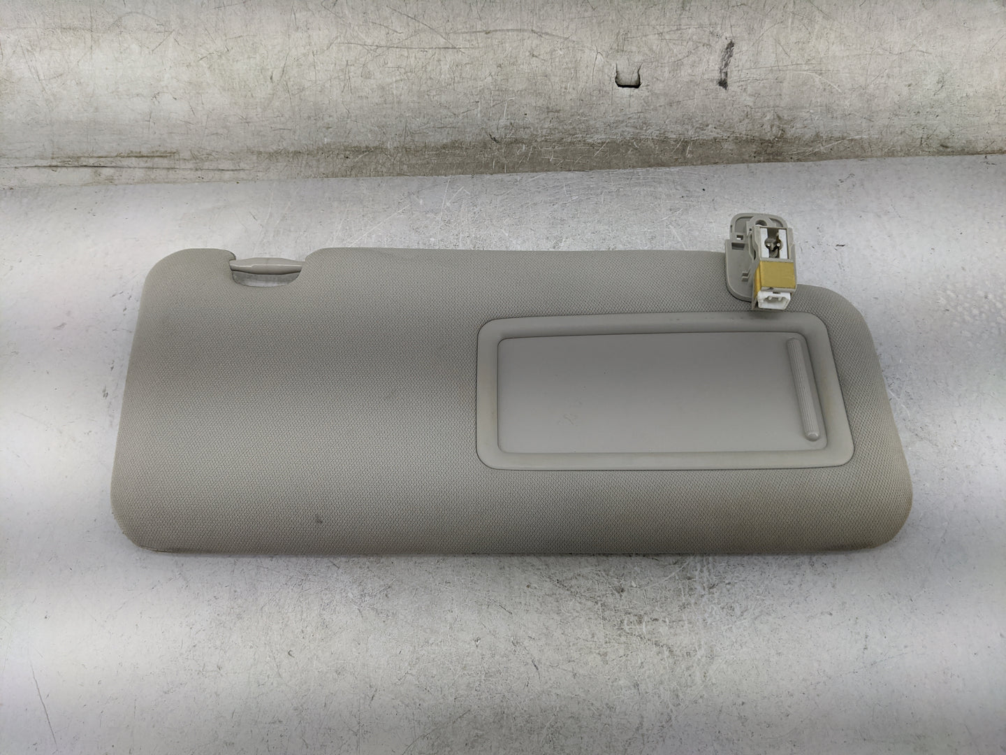 2017-2020 Mazda Cx-5 Sun Visor Shade Replacement Passenger Right Mirror Fits Fits 2017 2018 2019 2020 OEM Used Auto Parts - 