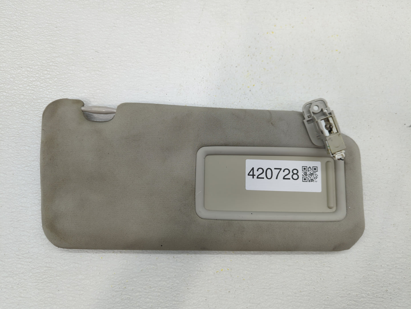 2017-2020 Mazda Cx-5 Sun Visor Shade Replacement Passenger Right Mirror Fits Fits 2017 2018 2019 2020 OEM Used Auto Parts - 