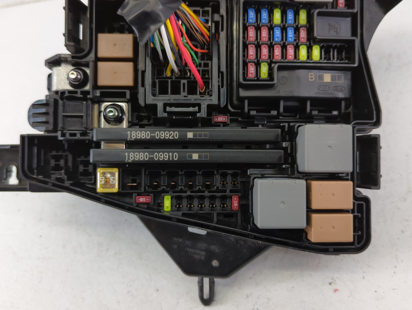 2013-2022 Mazda Cx-5 Fusebox Fuse Box Panel Relay Module P/N:91215 L1010 Fits OEM Used Auto Parts - Oemusedautoparts1.com