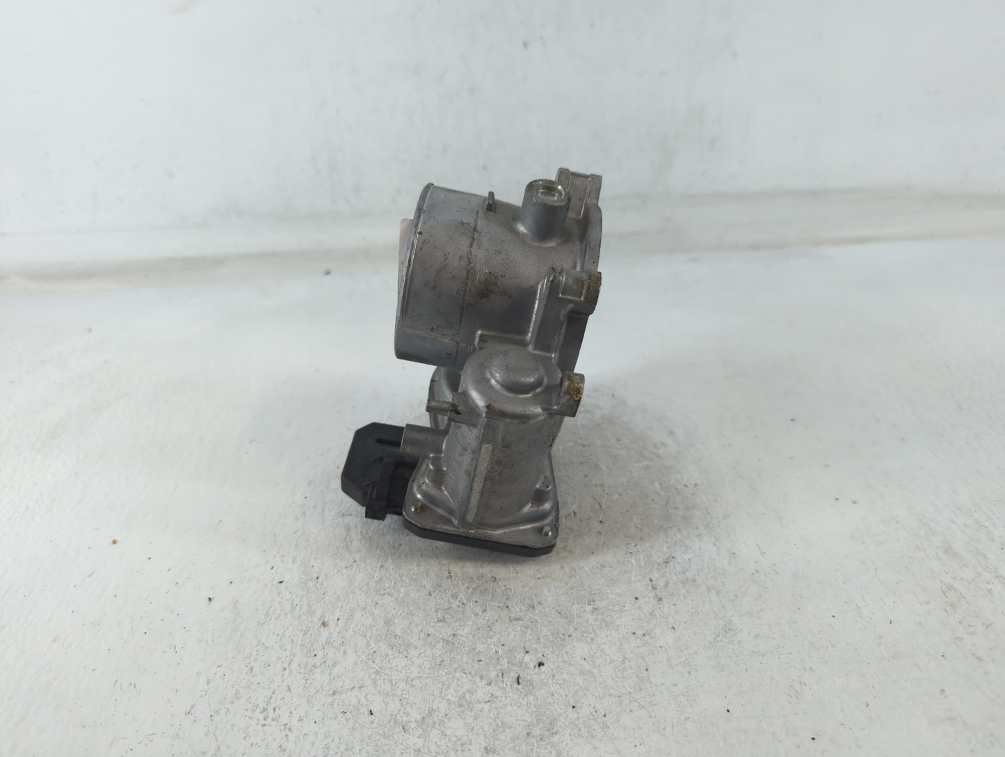 2018-2022 Mazda Cx-5 Throttle Body P/N:101038 K4238, 2070 Fits Fits 2018 2019 2020 2021 2022 OEM Used Auto Parts - Oemusedau