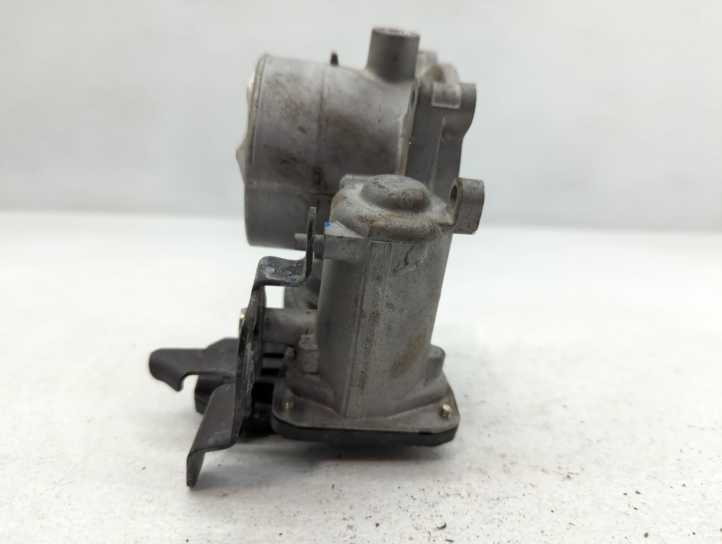 2018-2022 Mazda Cx-5 Throttle Body P/N:2070K4238 Fits Fits 2018 2019 2020 2021 2022 OEM Used Auto Parts - Oemusedautoparts1.
