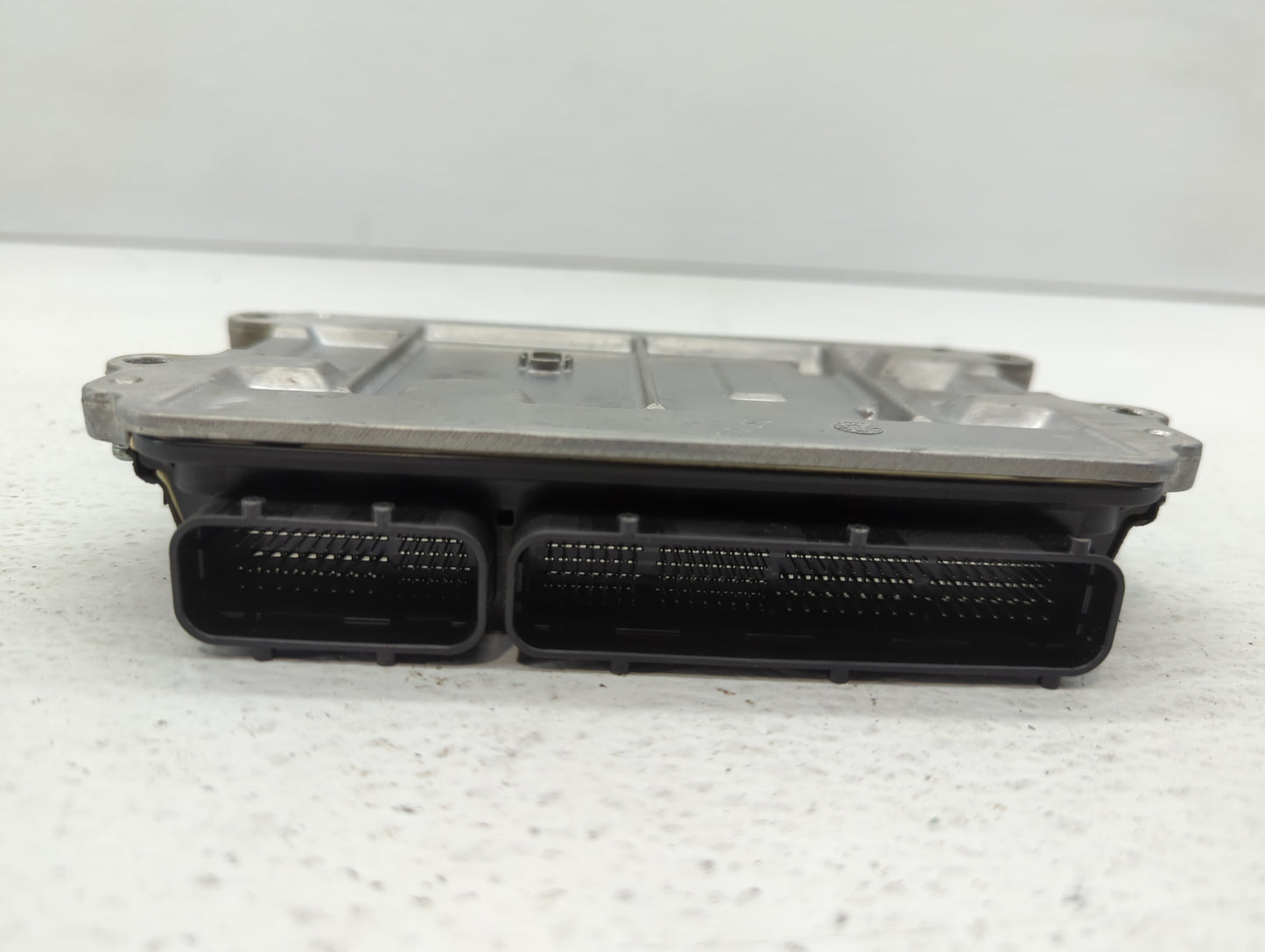 2010 Mazda Cx-7 PCM Engine Control Computer ECU ECM PCU OEM P/N:PSAP 18 881 PYKE 18 8K2D Fits OEM Used Auto Parts - Oemuseda