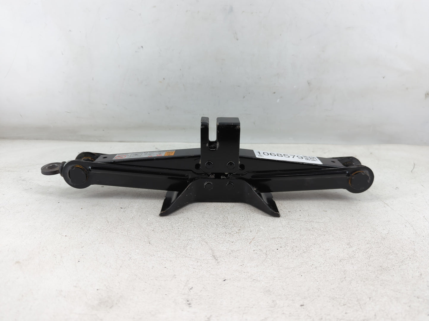 2018 Mazda Cx-9 Spare Scissor Car Jack - Oemusedautoparts1.com