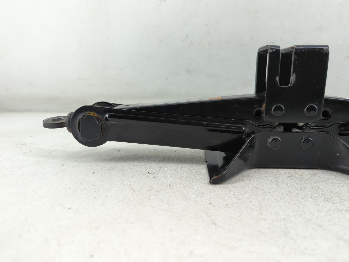 2018 Mazda Cx-9 Spare Scissor Car Jack - Oemusedautoparts1.com
