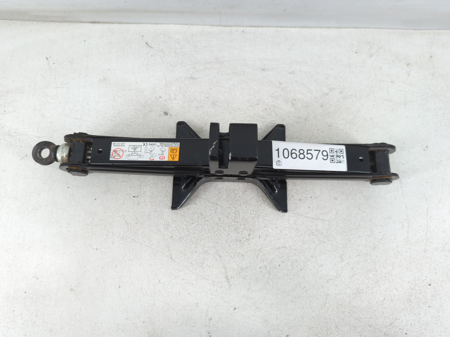 2018 Mazda Cx-9 Spare Scissor Car Jack - Oemusedautoparts1.com