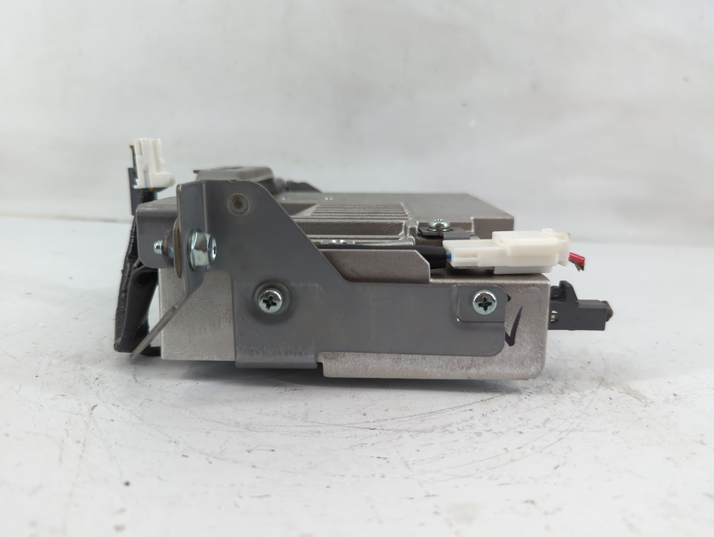 2016-2018 Mazda Cx-9 Radio AM FM Cd Player Receiver Replacement P/N:K2352 TK78 66 9C0H Fits Fits 2016 2017 2018 OEM Used Aut