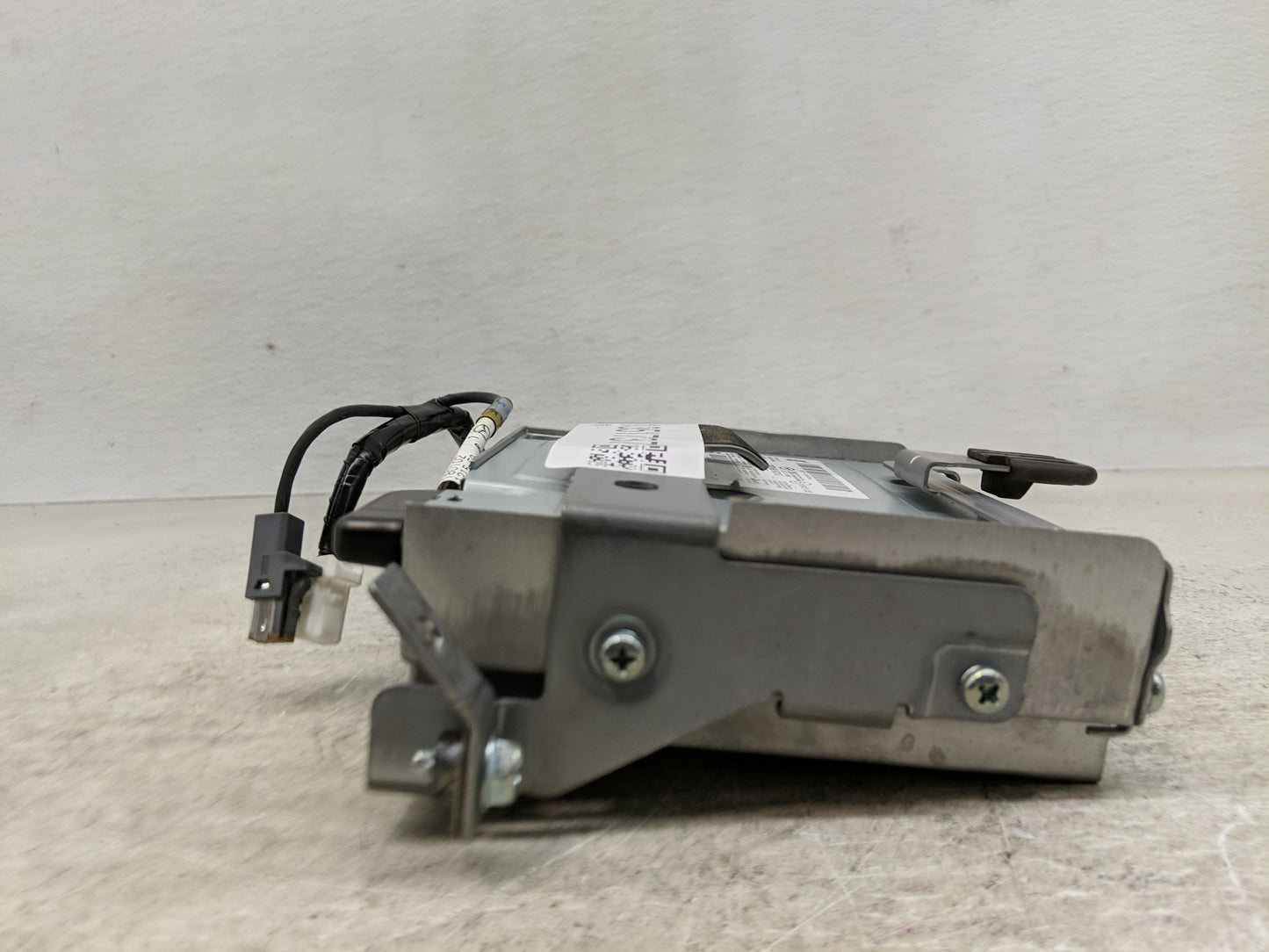 2016-2018 Mazda Cx-9 Radio AM FM Cd Player Receiver Replacement P/N:TK78669C0C Fits Fits 2016 2017 2018 OEM Used Auto Parts 