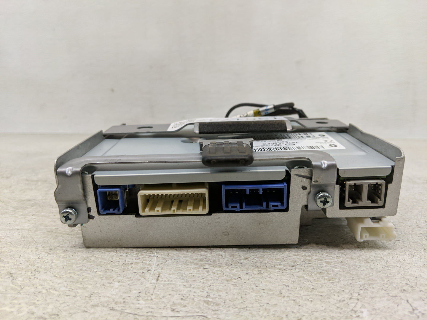 2016-2018 Mazda Cx-9 Radio AM FM Cd Player Receiver Replacement P/N:TK78669C0C Fits Fits 2016 2017 2018 OEM Used Auto Parts 