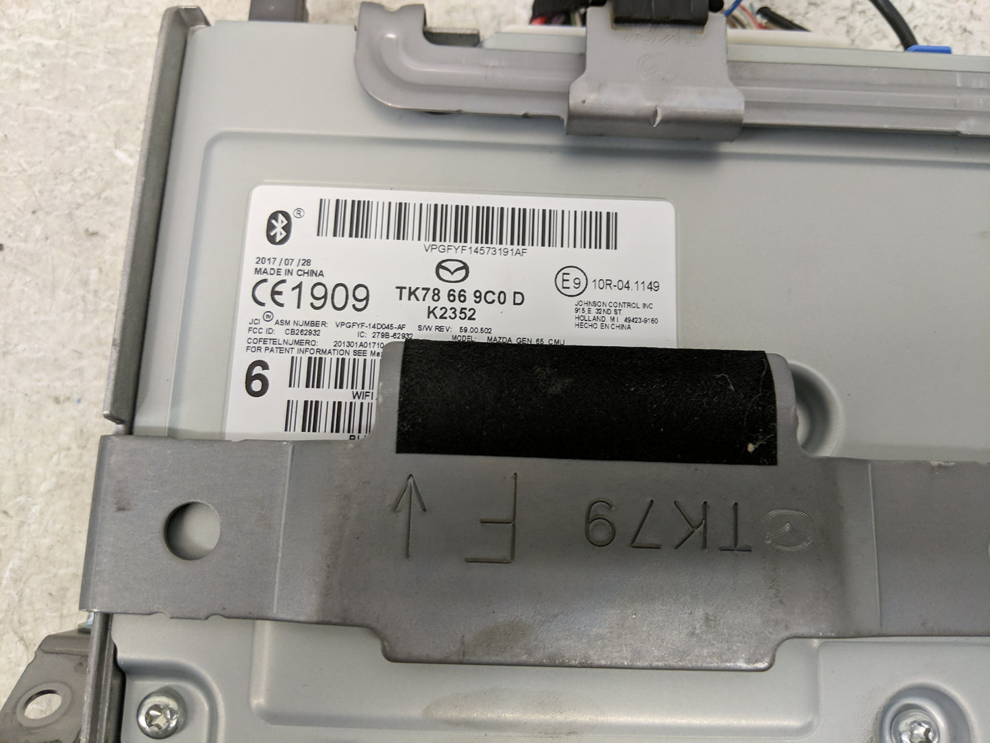 2016-2018 Mazda Cx-9 Radio AM FM Cd Player Receiver Replacement P/N:TK78 66 9C0 D Fits Fits 2016 2017 2018 OEM Used Auto Par