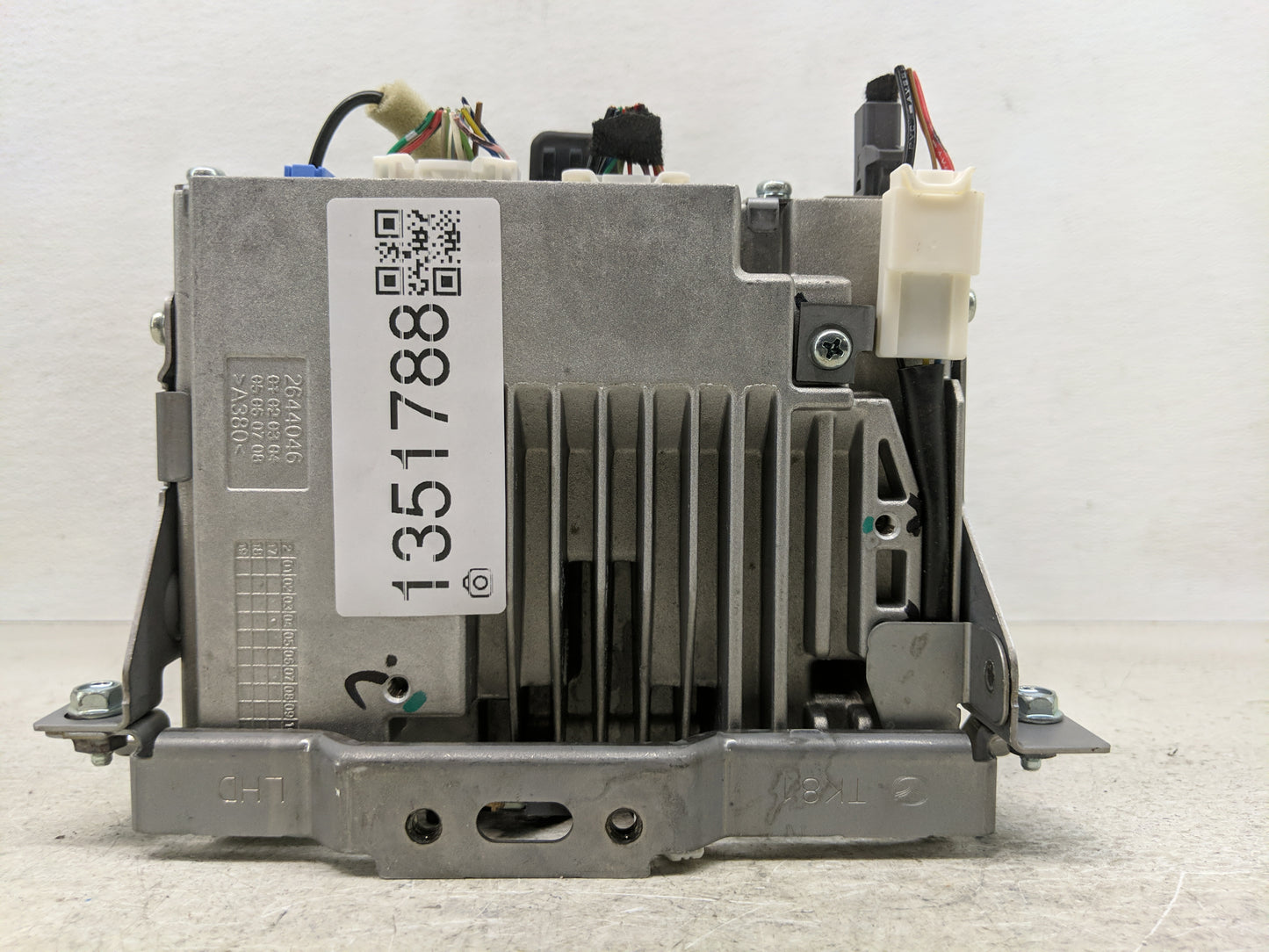 2016-2018 Mazda Cx-9 Radio AM FM Cd Player Receiver Replacement P/N:TK78 66 9C0 D Fits Fits 2016 2017 2018 OEM Used Auto Par