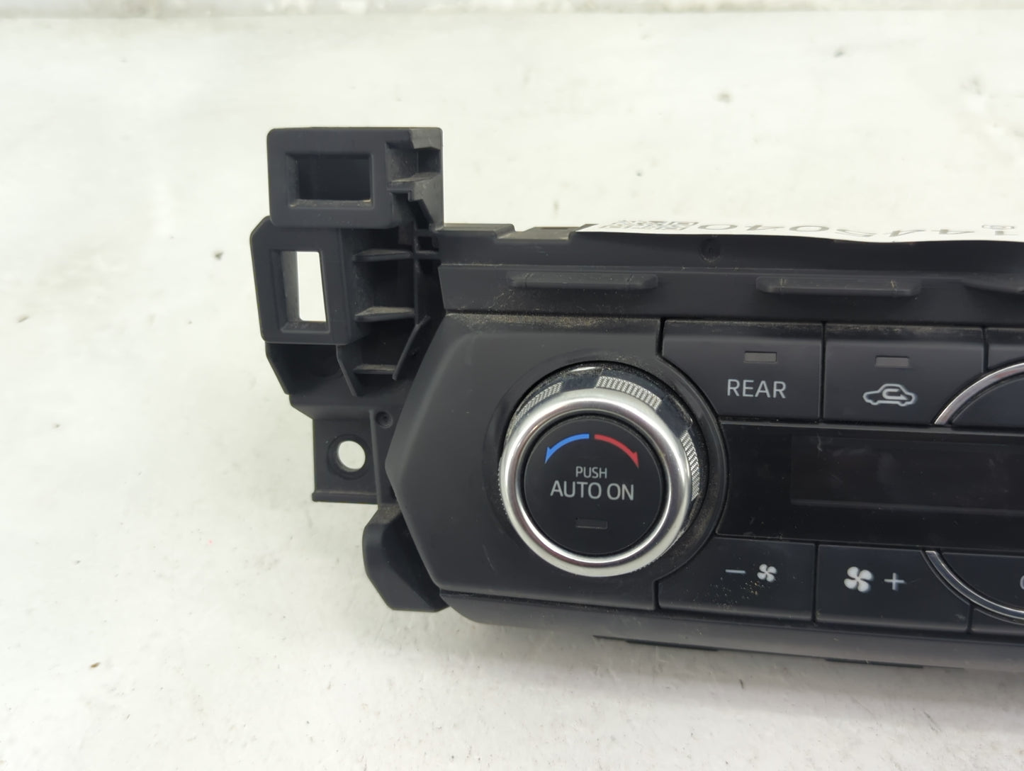 2018 Mazda Cx-9 Climate Control Module Temperature AC/Heater Replacement P/N:TM52 611907123 Fits OEM Used Auto Parts - Oemus