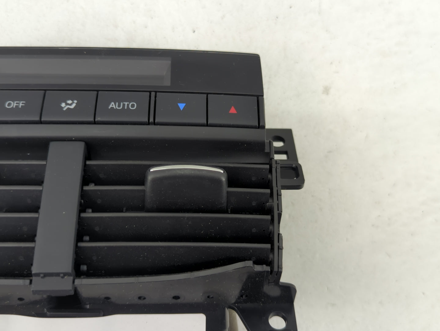 2018 Mazda Cx-9 Climate Control Module Temperature AC/Heater Replacement P/N:TK80 TK8061325F Fits OEM Used Auto Parts - Oemu