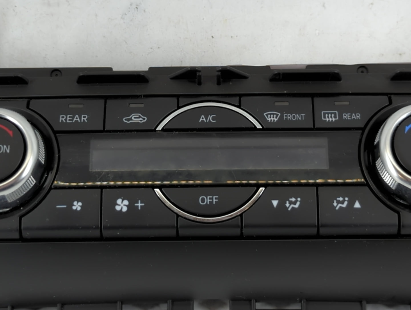 2018 Mazda Cx-9 Climate Control Module Temperature AC/Heater Replacement P/N:61190 7G28 TM52 Fits OEM Used Auto Parts - Oemu