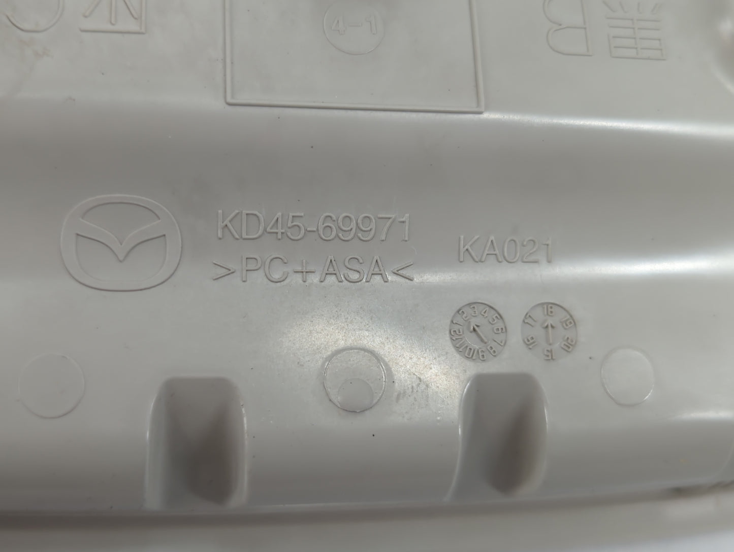 2018 Mazda Cx-9 Overhead Roof Console - Oemusedautoparts1.com