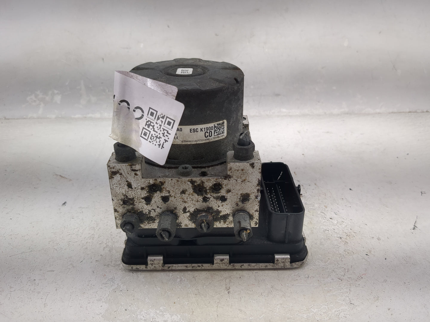 2018 Mazda Cx5 ABS Pump Control Module Replacement P/N:KL2K437A0 ESCK1900, 062102-5324.4 Fits OEM Used Auto Parts - Oemuseda