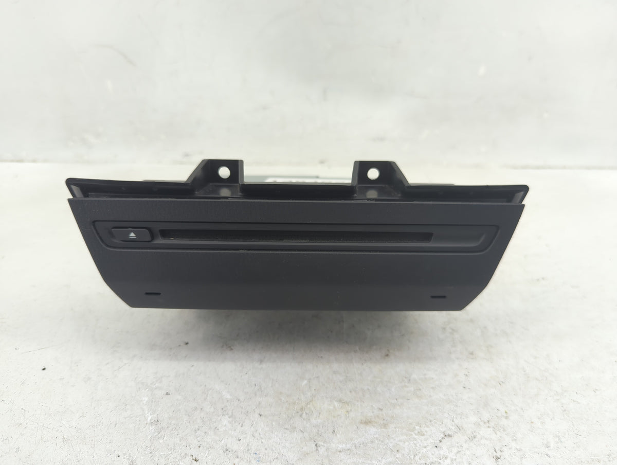 2018 Mazda Mazda3 Radio AM FM Cd Player Receiver Replacement P/N:BHP3-669G0 MD4203/46, KA087 Fits OEM Used Auto Parts - Oemu