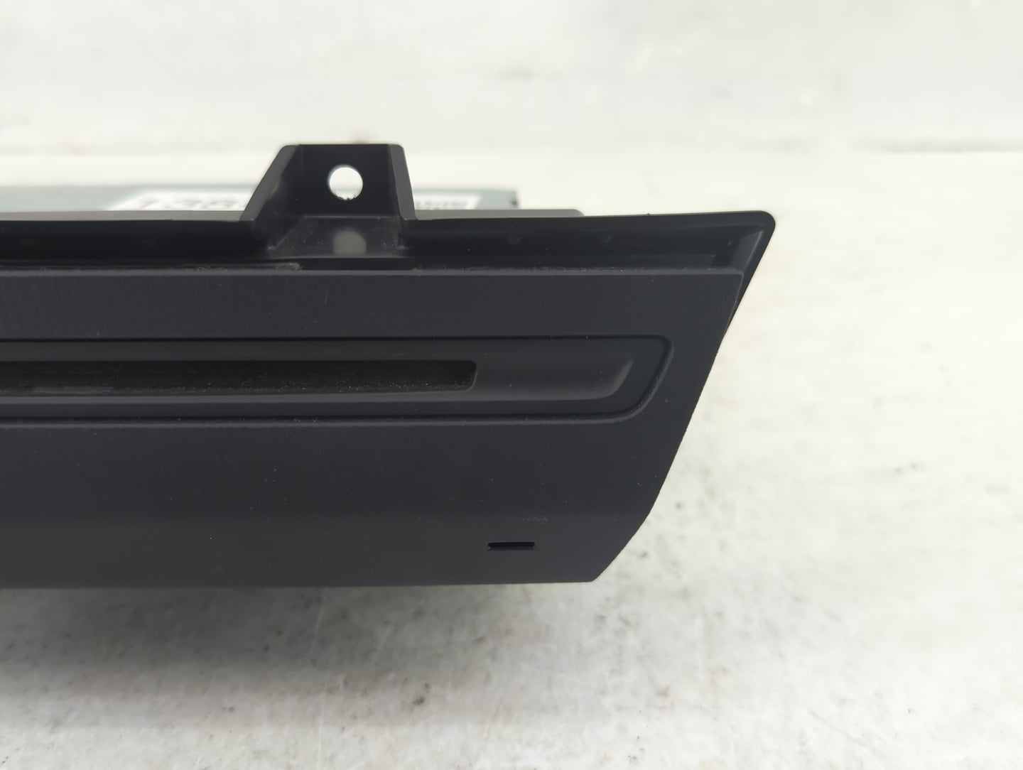2018 Mazda Mazda3 Radio AM FM Cd Player Receiver Replacement P/N:BHP3-669G0 MD4203/46, KA087 Fits OEM Used Auto Parts - Oemu