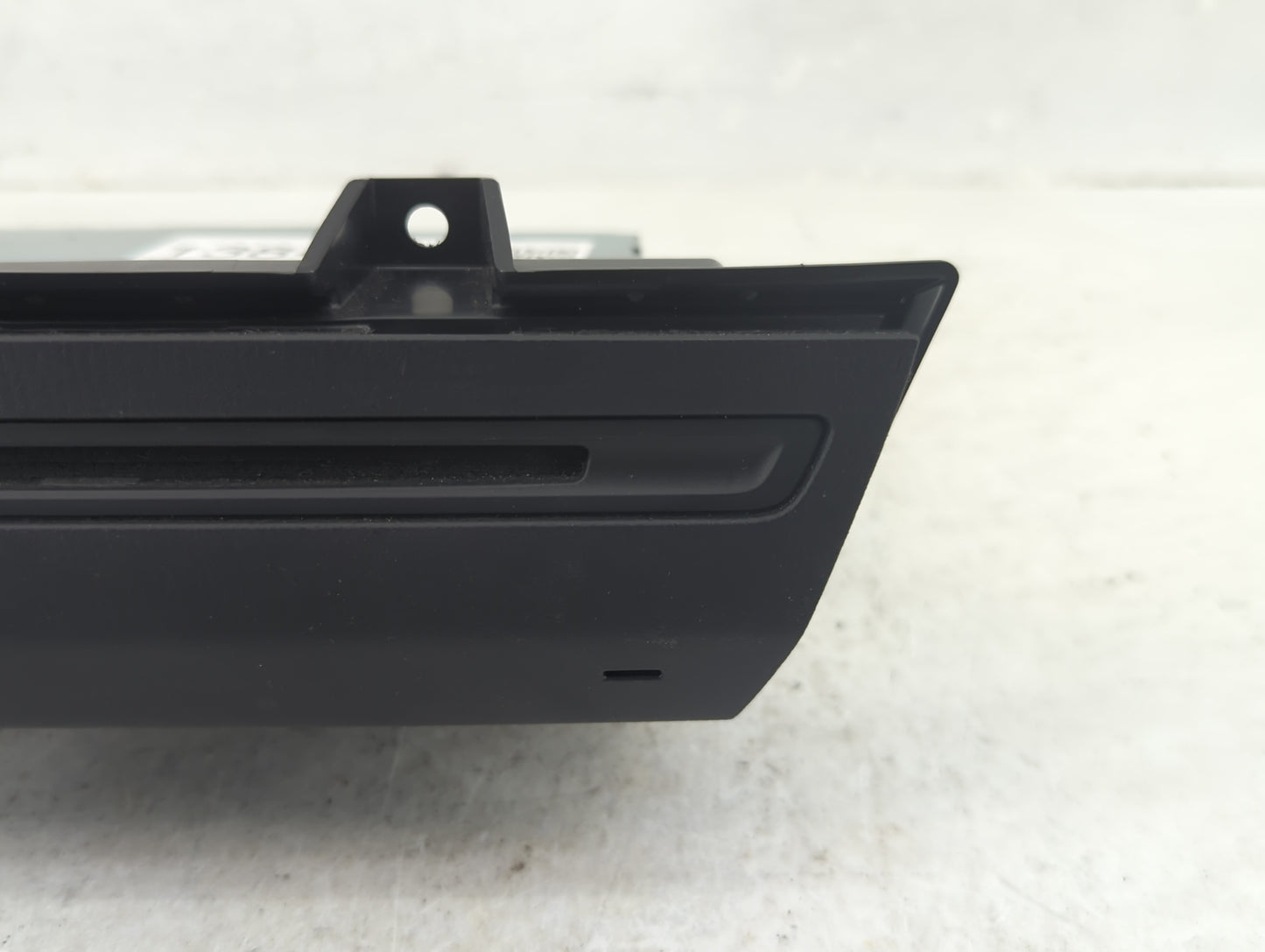 2018 Mazda Mazda3 Radio AM FM Cd Player Receiver Replacement P/N:BHP3-669G0 MD4203/46, KA087 Fits OEM Used Auto Parts - Oemu