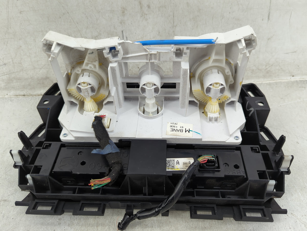Mazda Mazda3 Ac Heater Climate Control Bhn1|bane 61 190b 7f01 - Oemusedautoparts1.com