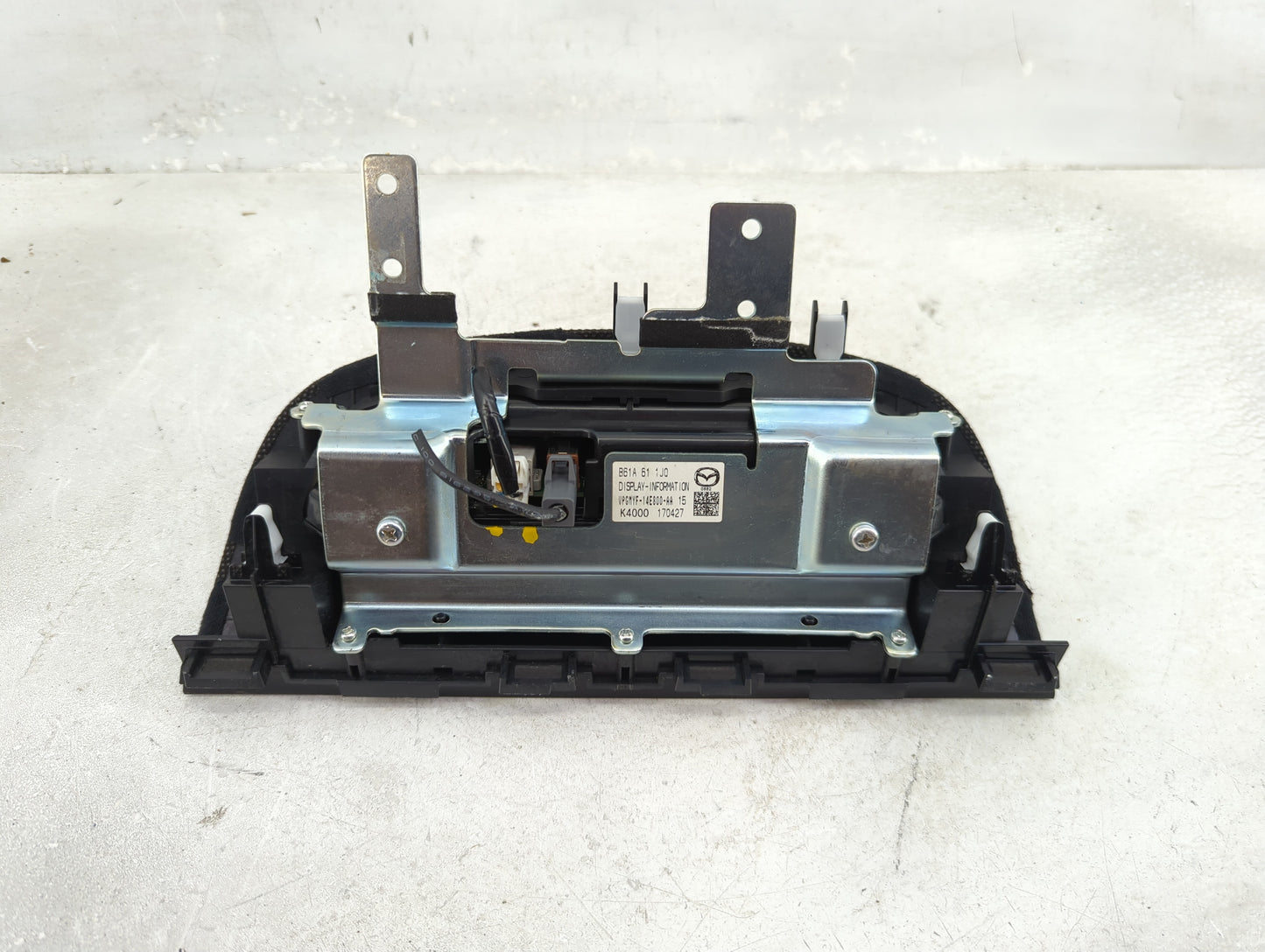2018 Mazda Mazda3 Information Display Screen Black - Oemusedautoparts1.com