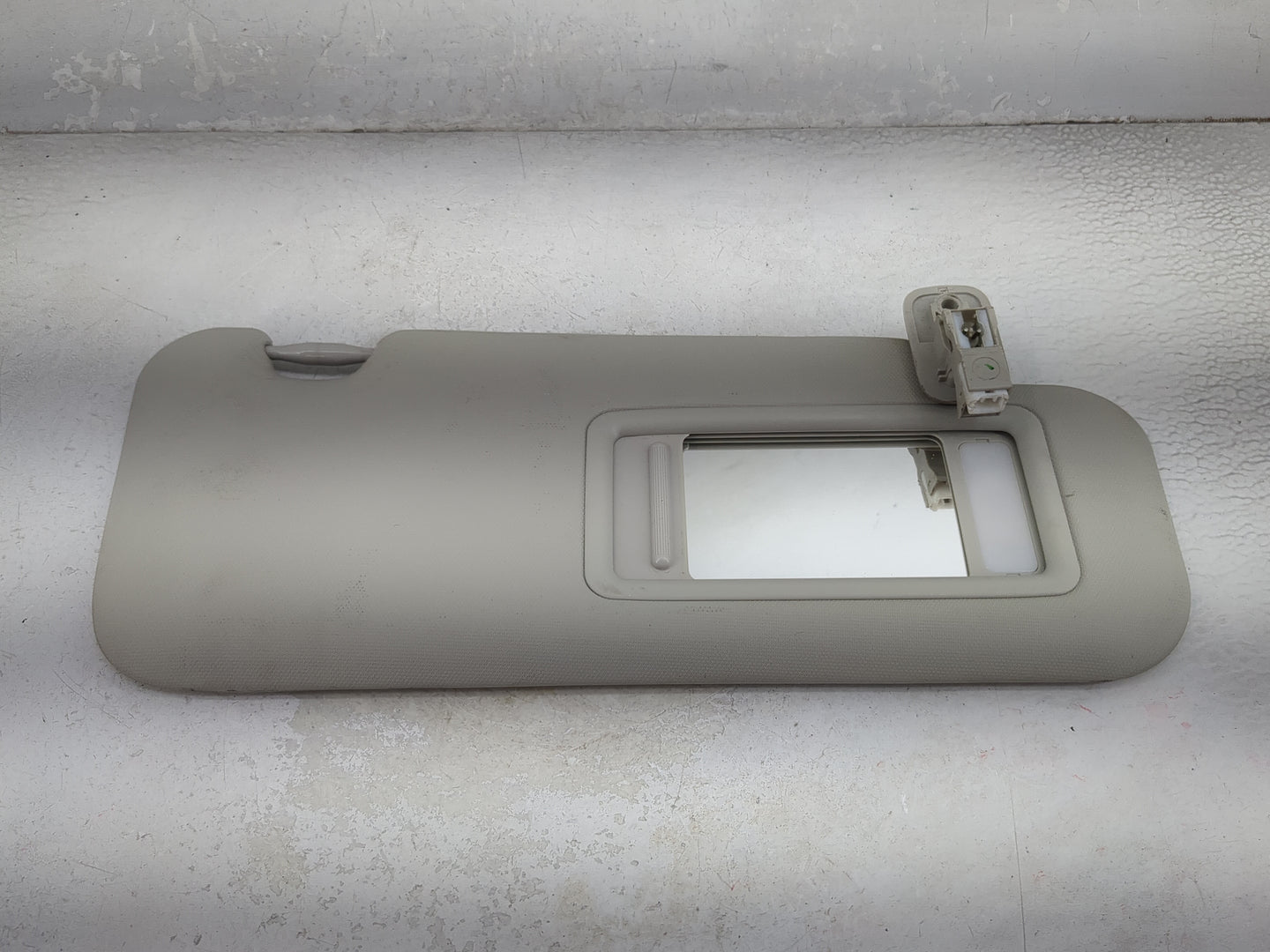 2018 Mazda Mazda3 Sun Visor Shade Replacement Passenger Right Mirror Fits Fits 2014 2015 2016 2017 OEM Used Auto Parts - Oem
