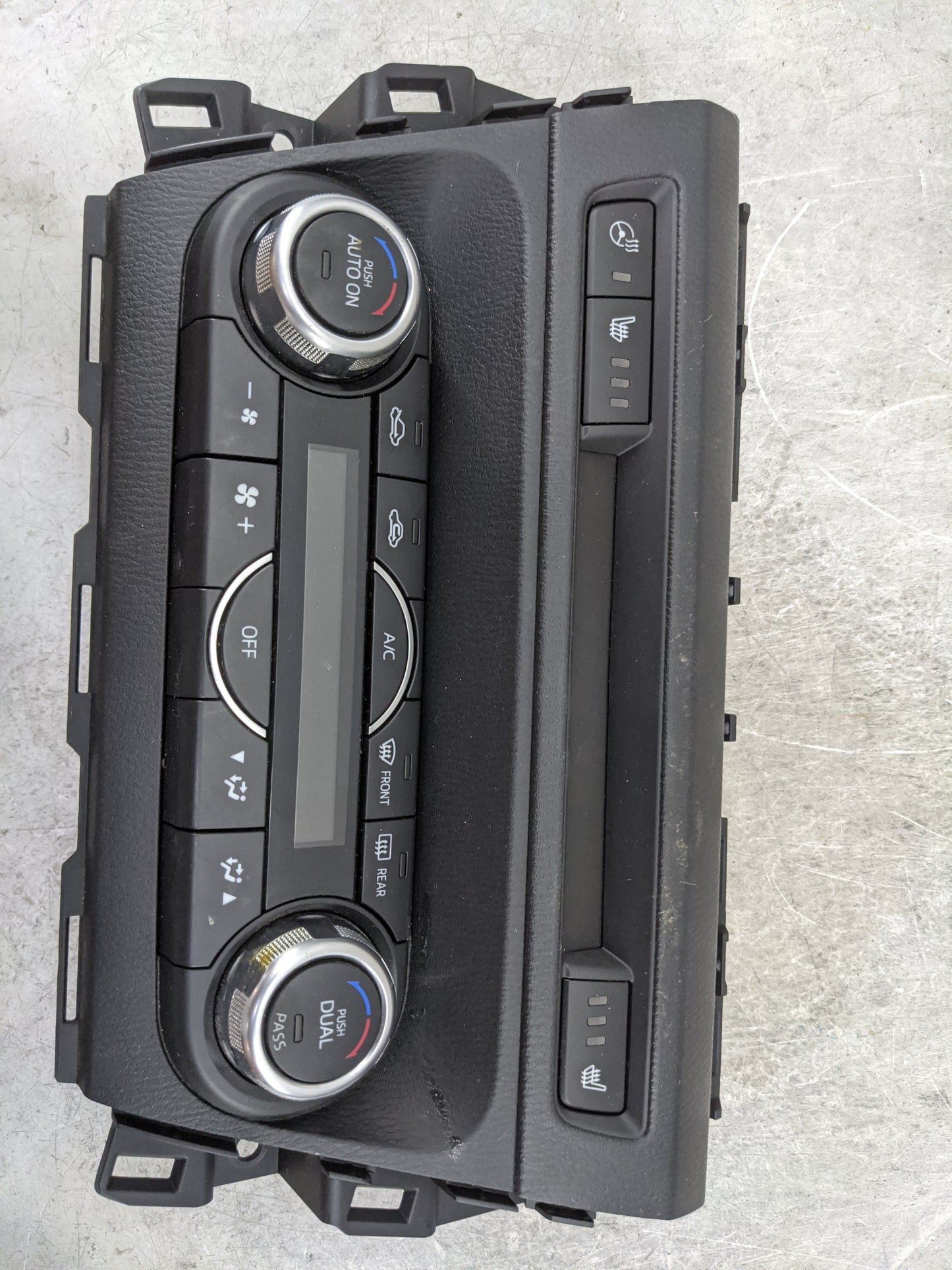 2018 Mazda Mazda3 Climate Control Module Temperature AC/Heater Replacement P/N:BAES61190D VPGALH-18C612-FF Fits Fits 2017 OE