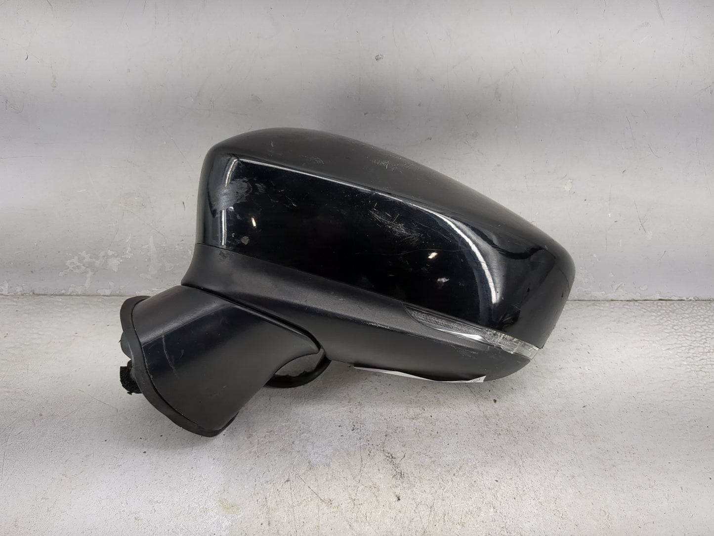 2018 Mazda Mazda3 Driver Side View Mirror - Left Door Mirror OEM Used - Oemusedautoparts1.com