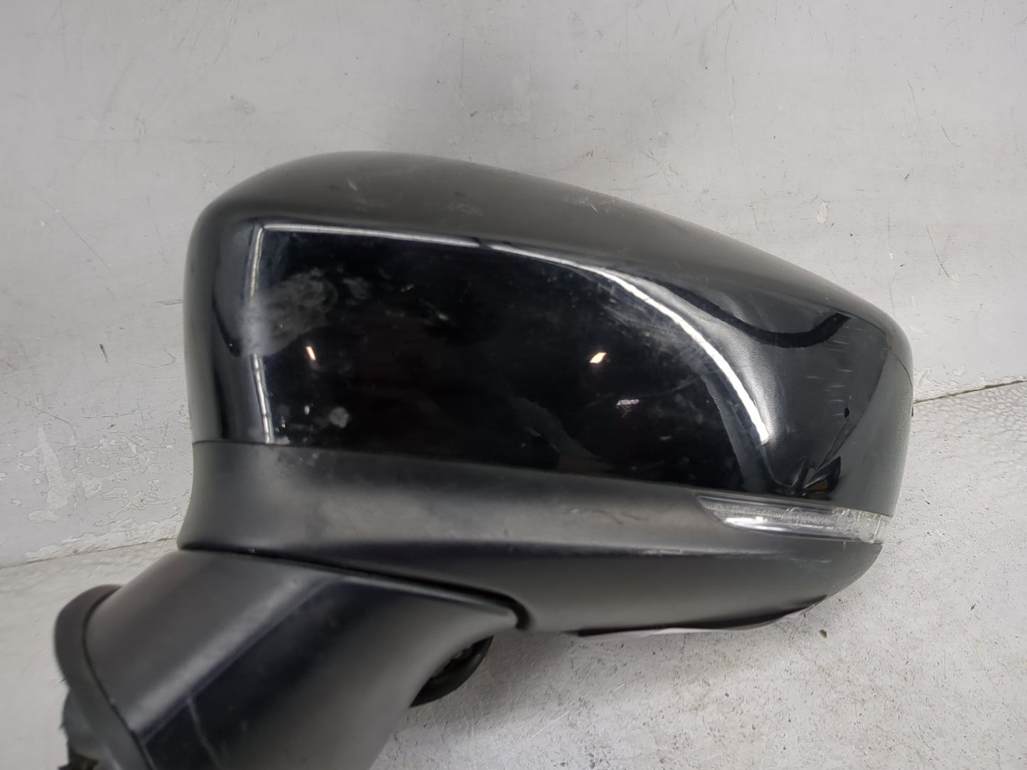 2018 Mazda Mazda3 Driver Side View Mirror - Left Door Mirror OEM Used - Oemusedautoparts1.com