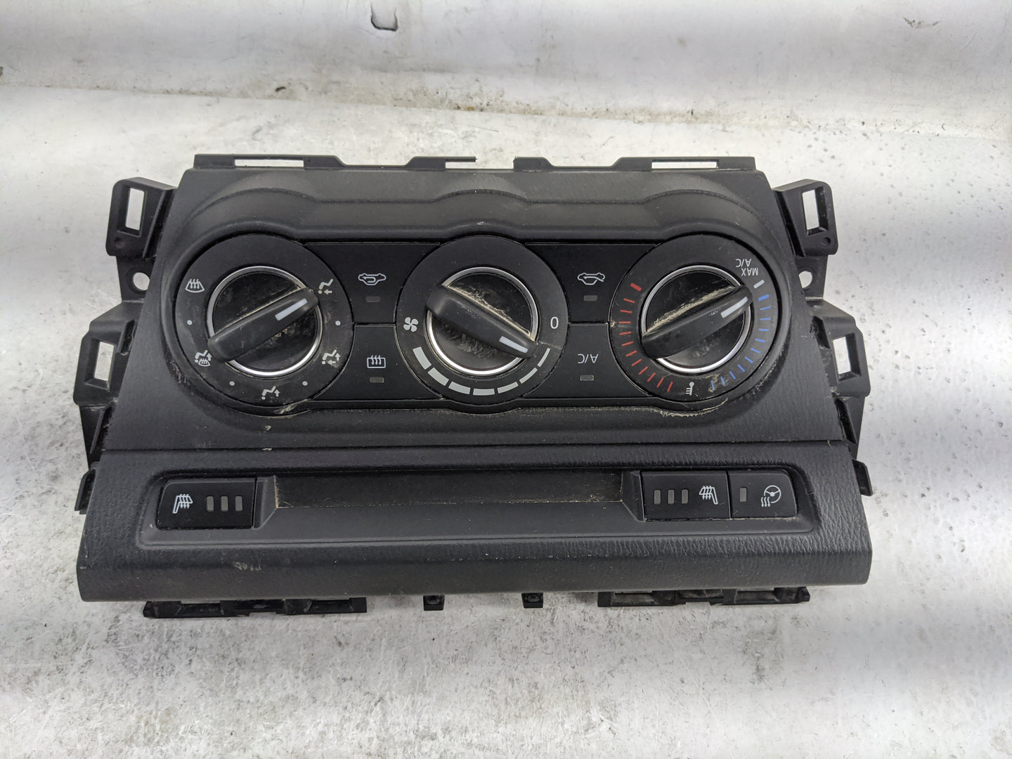 2018 Mazda Mazda3 Climate Control Module Temperature AC/Heater Replacement Fits Fits 2017 OEM Used Auto Parts - Oemusedautop
