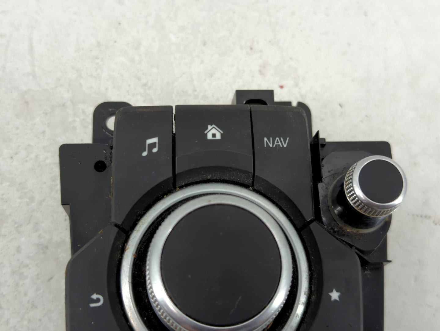 Mazda Mazda6 Radio Control Panel - Oemusedautoparts1.com