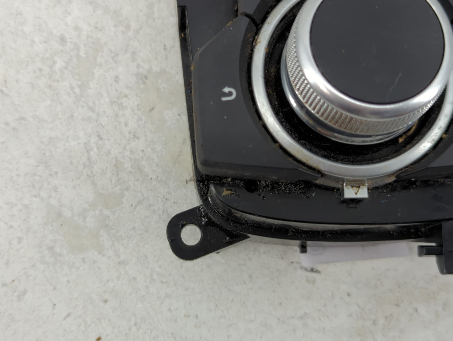 Mazda Mazda6 Radio Control Panel - Oemusedautoparts1.com