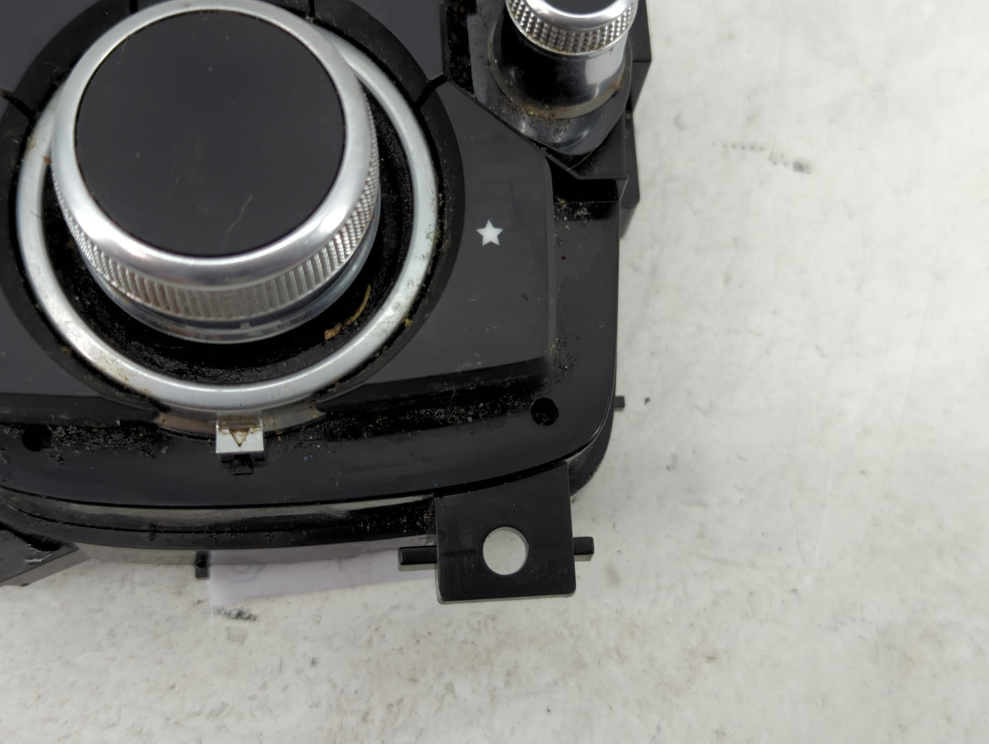 Mazda Mazda6 Radio Control Panel - Oemusedautoparts1.com