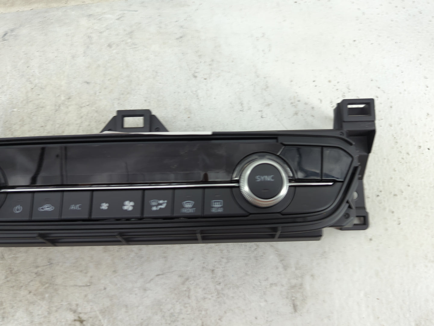 2018 Mazda Mazda6 Climate Control Module Temperature AC/Heater Replacement P/N:GSH7 61190B Fits OEM Used Auto Parts - Oemuse