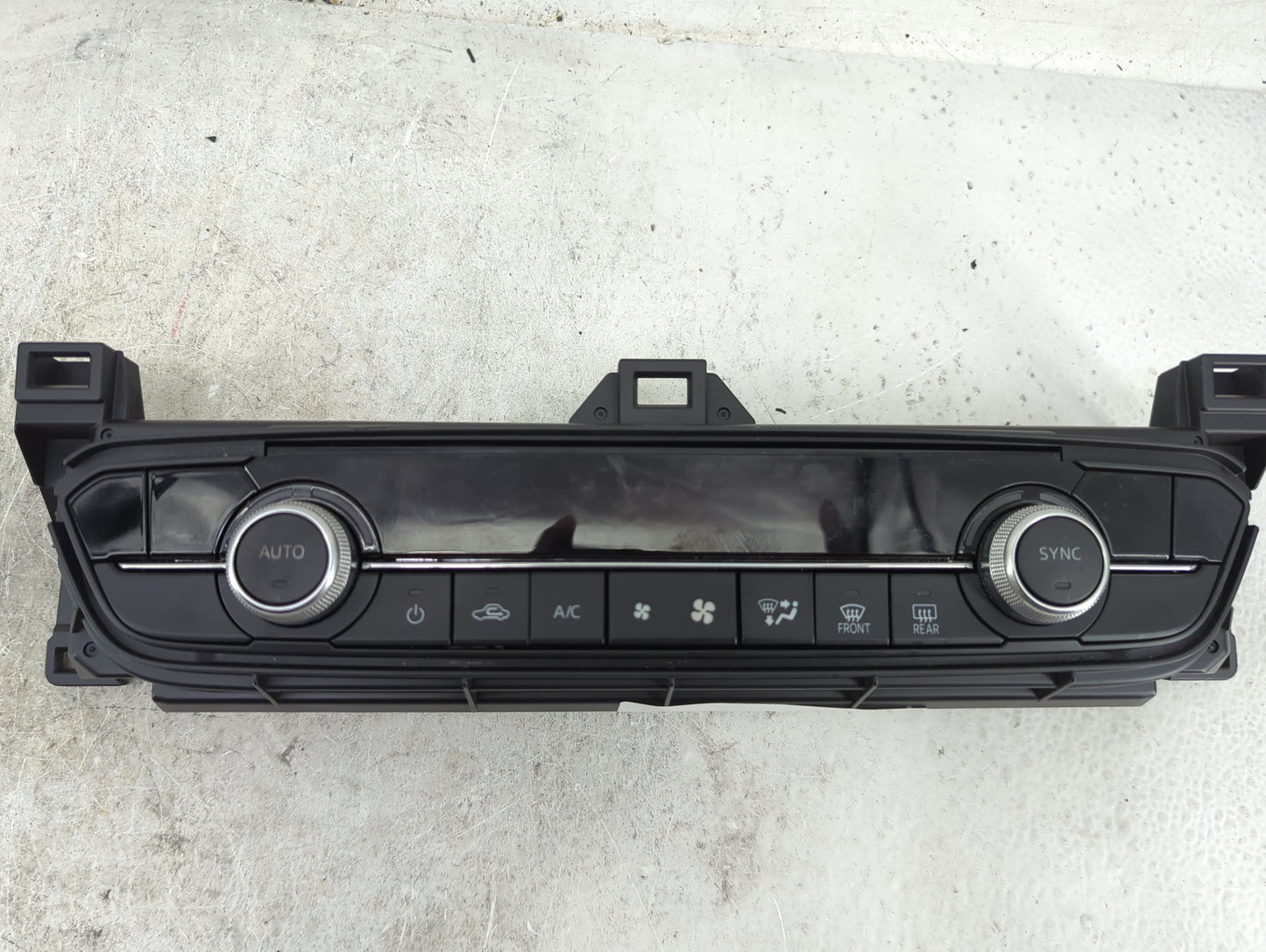 2018 Mazda Mazda6 Climate Control Module Temperature AC/Heater Replacement P/N:GSH7 61190A Fits Fits 2019 2020 2021 OEM Used