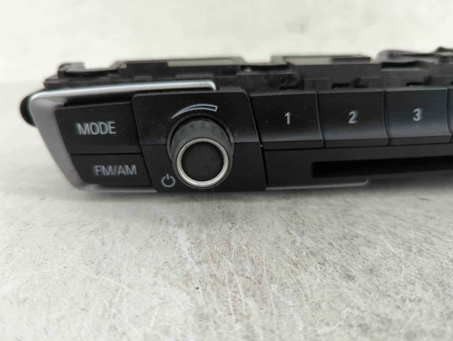 2018 Mercedes-Benz 320 Radio AM FM Cd Player Receiver Replacement P/N:6131 6832881-02 Fits Fits 2016 2017 2019 2020 2021 OEM